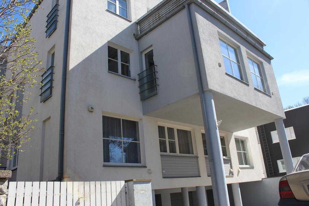 קורסארה Long Holiday Apartment מראה חיצוני תמונה